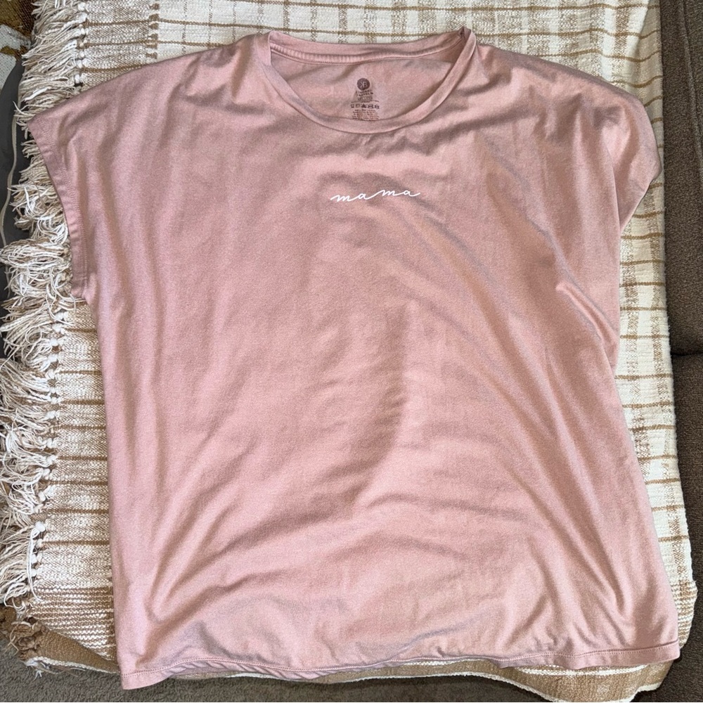 Kindred Bravely Pink Relaxed Fit Mama maternity & nursing workout top XXL (14)